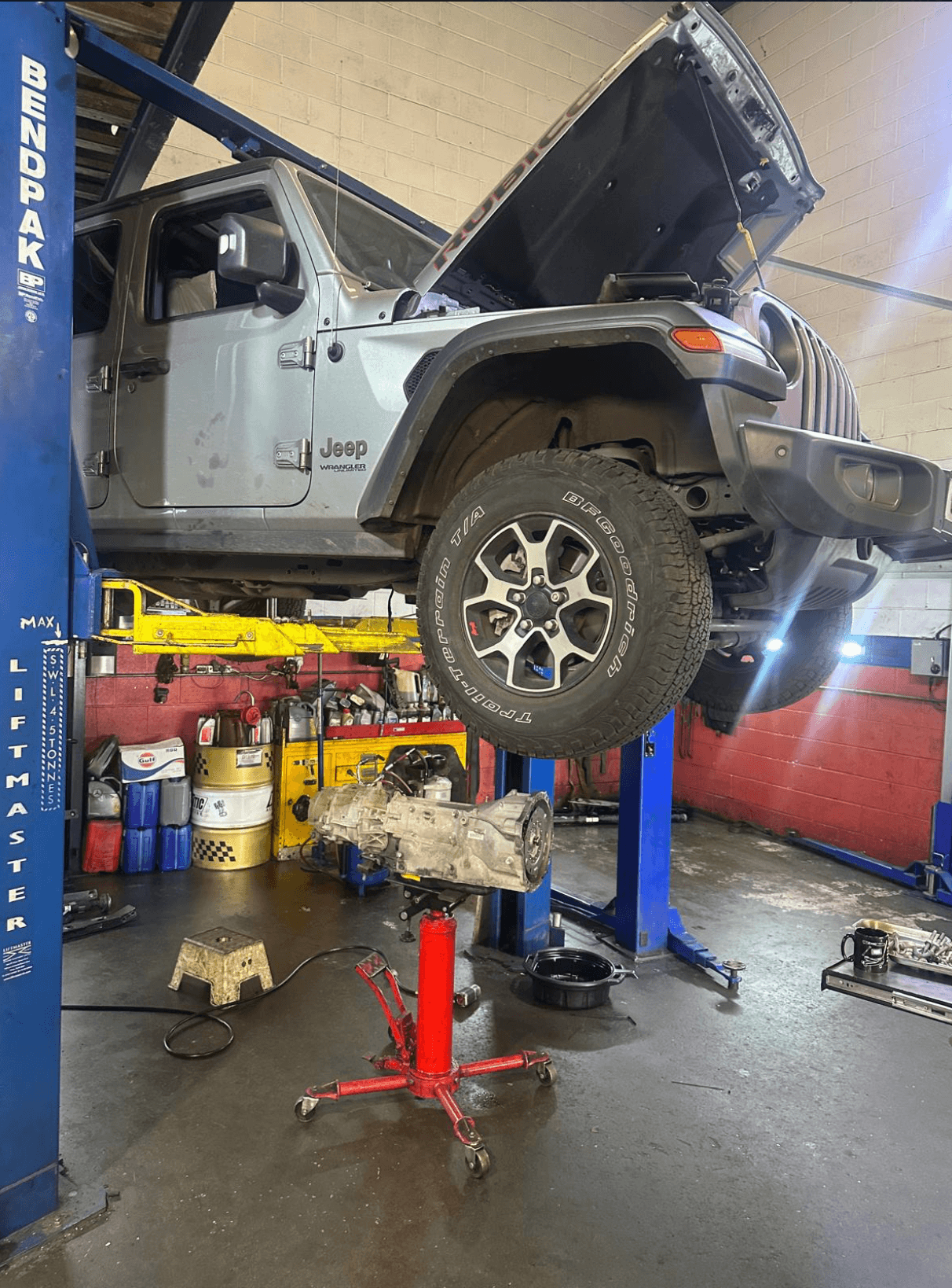 Jeep ZF automatic transmission undergoing specialist diagnostics and repair